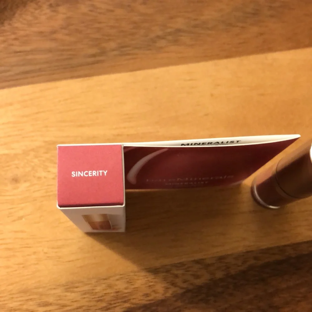 NWT bareMinerals Mineralist Lip Gloss - Balm Mini in Sincerity
